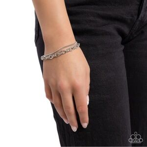 Chained Celebration - Silver